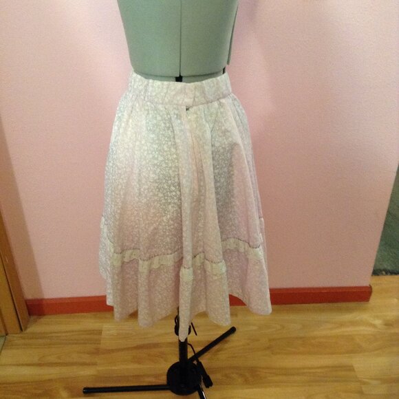 Vintage c. 1970s Violet Square-Dancing Full Circle Skirt with White Eyelet Trim - Picture 2 of 3
